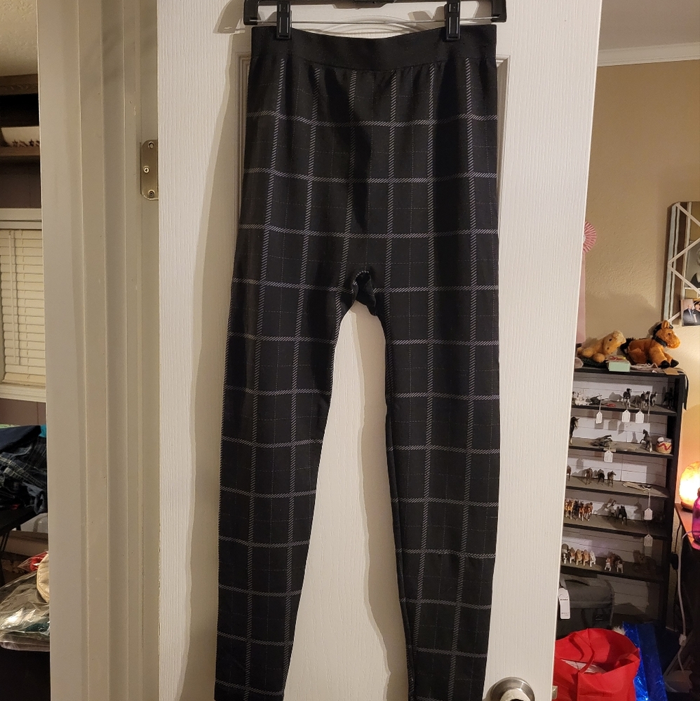 2 Pair of Lane Bryant leggings!!